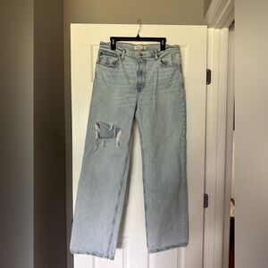 Abercrombie & Fitch - The 90s Relaxed Jean High Rise